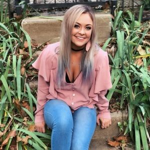 Meet your Posher, Bailey